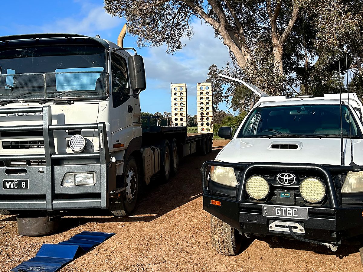 Naturaliste Diesel Services field-service ute attending a heavy truck on-site in the South West